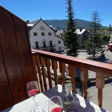 Apartament Plaza Centro Biescas  Zewnętrze zdjęcie